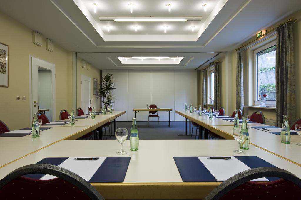 Hotel Munich North Neufahrn bei Freising Business photo